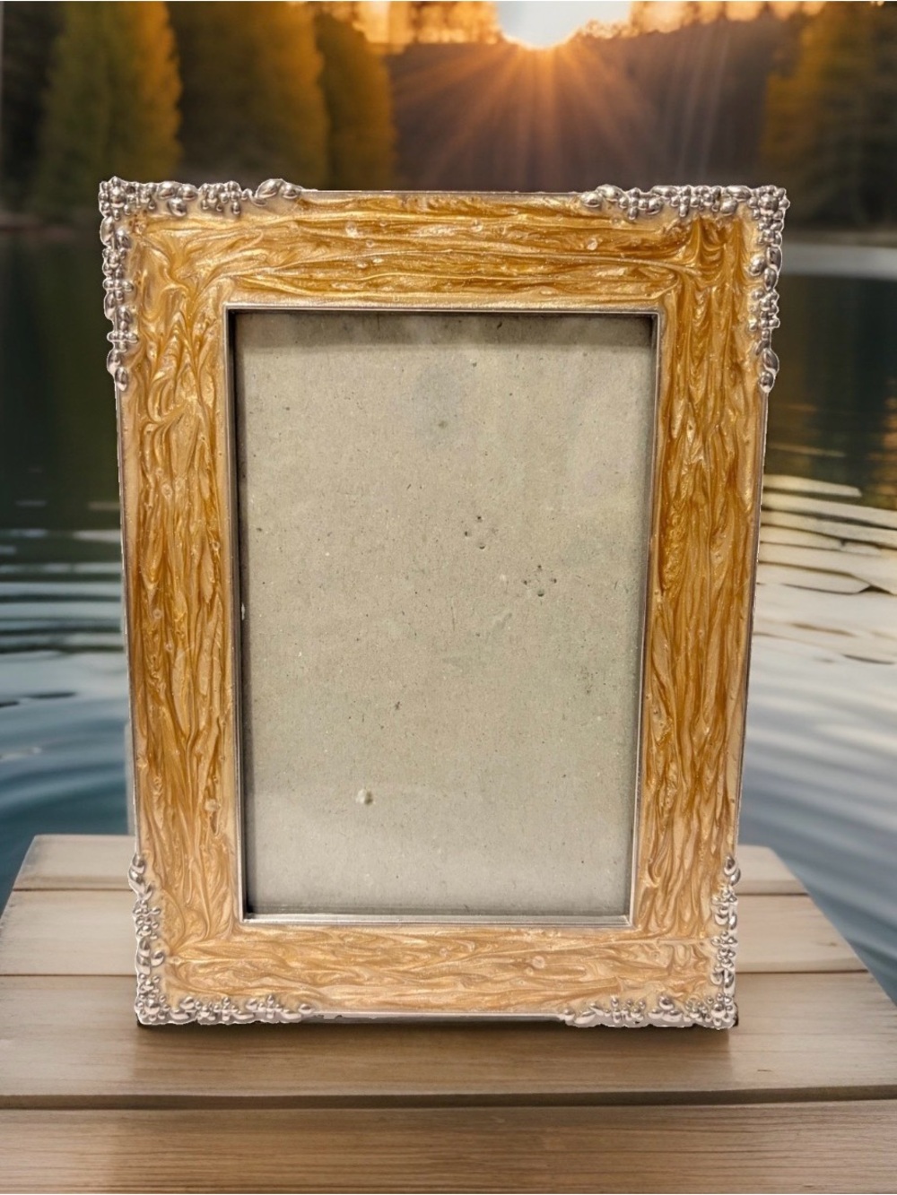 Ashleigh Manor Gold Enamel Beaded Corner 4x6 Picture Frame Tabletop Decor